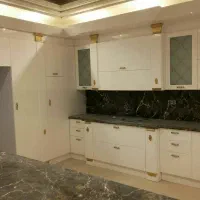 رنگ کاری چوب پولیشی وپلی اورتان درب وکابینت چوبی