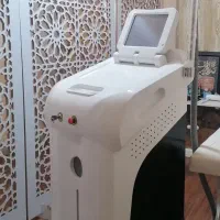 دستگاه لیزر