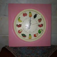 ساعت خوشرنگ زیبا جنس خوب