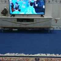 تلویزیون ومیز