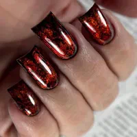 آموزش تخصصی کاشت ناخن با مدرک فنی و بین‌المللی