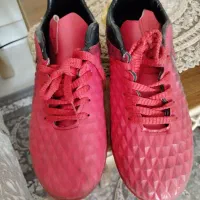 کفش فوتسال|کیف، کفش، کمربند|باقرشهر, |دیوار