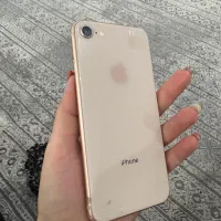 گوشی ایفون 8