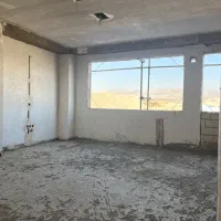 به چند کارگر ساده جهت کار در پروژه ساختمانی