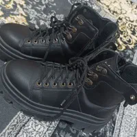 نیم بوت سایز 38