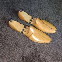 قالب کفش چوبی