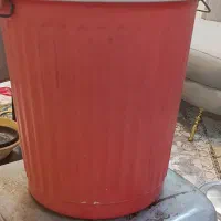 سطل بزرگ با سبد|ظروف نگهدارنده، پلاستیکی، یک‌بارمصرف|مشهد, کشف|دیوار