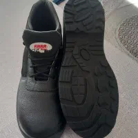 پوتین چرم|کیف، کفش، کمربند|مهاباد (آذربایجان غربی), |دیوار