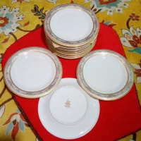 بشقاب چینی دور طلایی|ظروف سرو و پذیرایی|اصفهان, لاله|دیوار