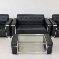 مبلمان اداری ۴نفره در حد نو با میز وسط