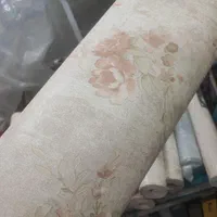 گل ابرنگی زمینه سفید کرم روشن کاغذ دیواری|مصالح و تجهیزات ساختمان|تهران, دهکده المپیک|دیوار