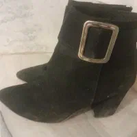 کفش|کیف، کفش، کمربند|قم, باغ شریفی|دیوار