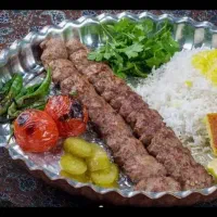 استخدام آشپز و منشی رستوران