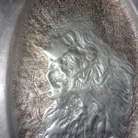 سینی دوره قاجار قلم زنی با تاریخ قاجاری حک شده