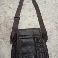 کیف رو دوشی سالم و یک کیف جیبی چرم