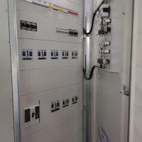 برق کار صنعتی هستم