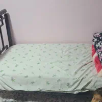 تخت خواب فلزی