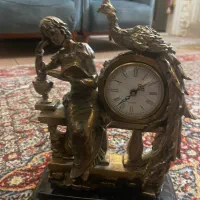 ساعت دکوری و آباژور و وسایل منزل