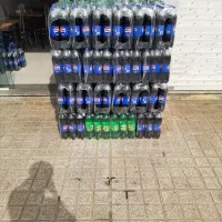 نوشابه پپسی خانواده سیاه زرد سبز