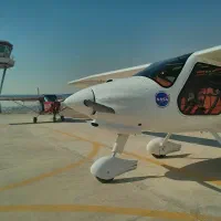 استخدام خانم‌و آقا در هوانوردی