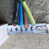 حدود ۱۰۰مترکابل افشان قدیمی و بسیار پرمس10×4