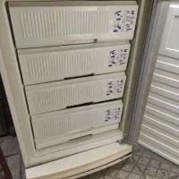 فریزر ۴ در حد و فریزر صندوقی دو درب
