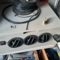 کولر آبی ، چراغ جلو پیکان