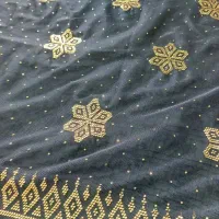 جلبیل خوسی|لباس|بندرلنگه, |دیوار