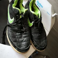 کفش سالنی فوتسال|تجهیزات ورزشی|شریفآباد, |دیوار