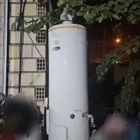 آبگرمکن