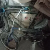 دوعدد دو چرخه کوچک و بزرگ