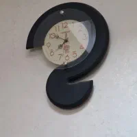 ساعت دیواری سالم