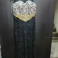 لباس مجلسی|لباس|تهران, شوش (باغ آذری)|دیوار