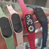 ساعت ال ای دی