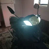 ویو ۱۲۵|موتورسیکلت|پره‌سر, |دیوار