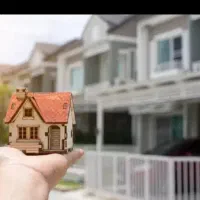 یک واحد مسکن ملی به فروش میرسد