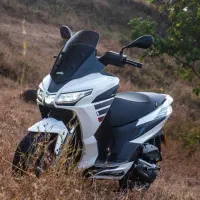 فروش فوری آپریلیا SXR 160 سفید، مدل ۱۴۰۲ اقساط