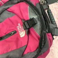 کوله پشتی کوهنوردی صورتی، کارکرده نورث فیس|کیف، کفش، کمربند|رشت, گلباغ نماز|دیوار