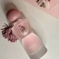 جورجینا .جاکوبز و سیصد مدل ادکلن