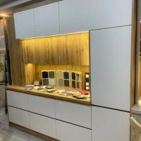 کارگر ماهر کابینت سازی