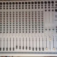 میکسر ۱۶ کانال قوی مناسب تالار هیت و مساجد