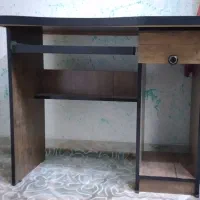 میز کامپیوتر ، صندلی