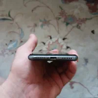 اپل iPhone 8 با حافظهٔ ۶۴ گیگابایت|موبایل|تهران, بریانک|دیوار