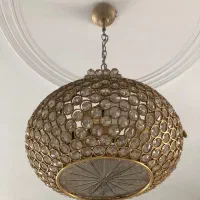دو لوستر سقفی و سه چراغ دیواری