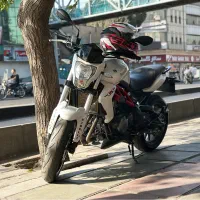 بنلی جفت ۳۰۰ مدل ۹۶