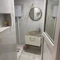 سوئیت نوساز و تمیز حیاط دار نزدیک دریا|اجارهٔ کوتاه‌مدت آپارتمان و سوئیت|تنکابن, |دیوار