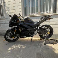 Yamaha r25