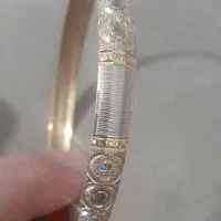 النگو|جواهرات|قم, هفت تیر|دیوار