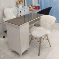 میز و صندلی ناخن کاری
