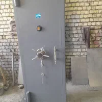 گاوصندوق|ابزارآلات|برخوار, |دیوار